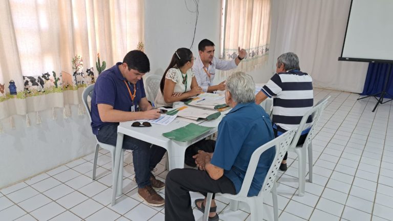 Secretaria Executiva do Comitê dialoga com pescadores para projeto de desenvolvimento Sustentável da Piscicultura no Castanhão