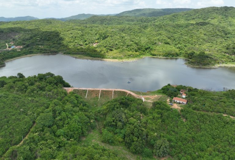 Comunidade do Açude Santo Antônio dos Bastiões é informada sobre operação do reservatório