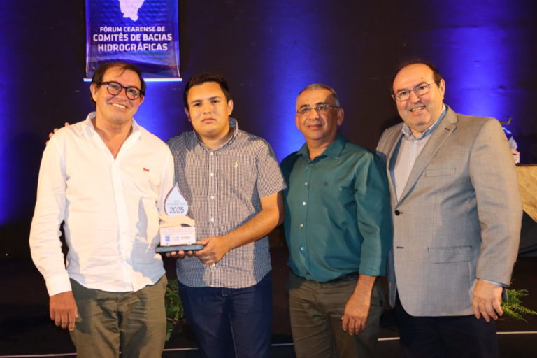 Fórum Cearense de Comitês de Bacias entrega Comenda Zaranza a personalidades do CSBH Médio Jaguaribe